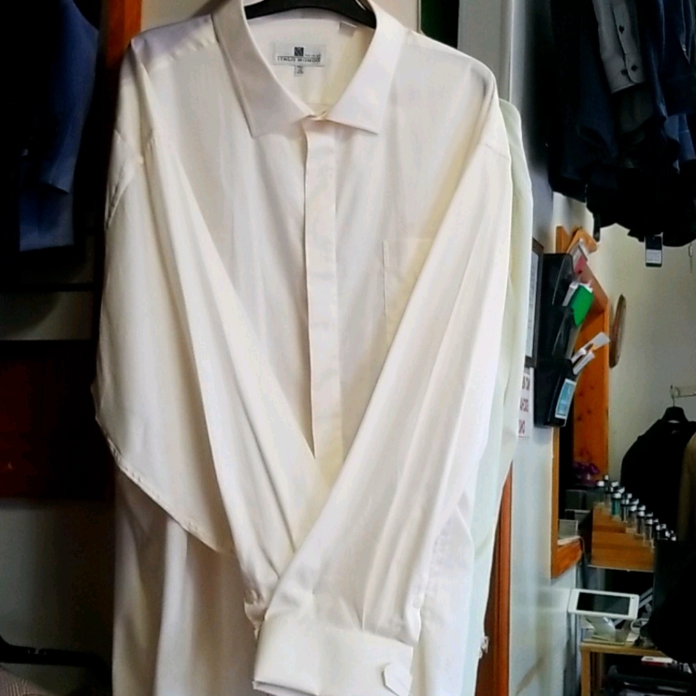 Man's Dress Shirt